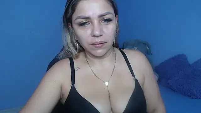 Snapshot of cum_bigass chatting on 03.03.25 cum bigass online show from 03.03.25