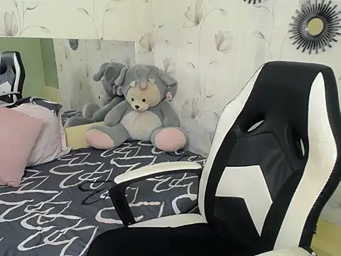 Snapshot of cum_bigass chatting on 10.03.25 cum bigass online show from 10.03.25