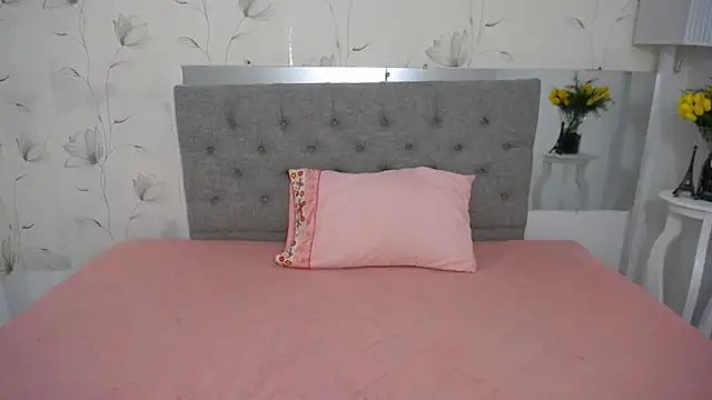 Snapshot of cum_bigass chatting on 06.28.26 cum bigass online show from 06.28.26
