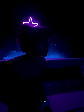 Kiscsillagg online show from 11.14.25