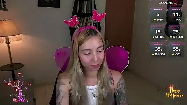 Saucy Jenn online show from 11.01.25