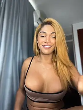 Snapshot of TastyTrap_18 chatting on 12.05.25 TastyTrap 18 online show from 12.05.25