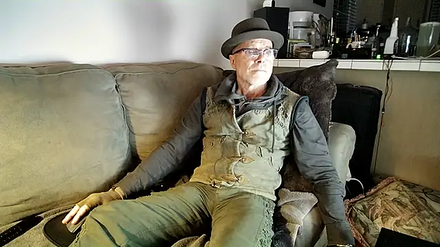 MoonDancer online show from 02.03.25