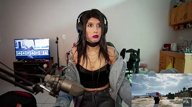 Snapshot of brenda_nataliaok chatting on 03.20.25 brenda nataliaok online show from 03.20.25