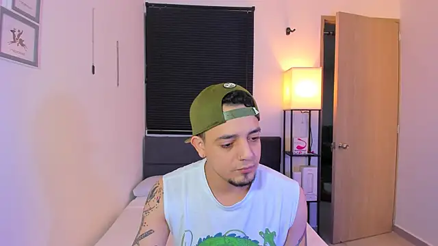 alejandro calderon1 online show from 04.22.26