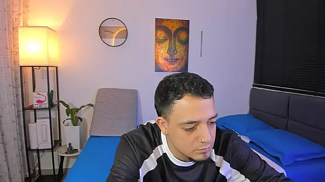 Snapshot of alejandro_calderon1 chatting on 06.01.26 alejandro calderon1 online show from 06.01.26
