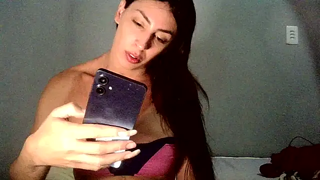 AlexiaDuucan online show from 11.06.25