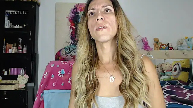 Snapshot of aleera_starxx982 chatting on 05.22.26 aleera starxx982 online show from 05.22.26