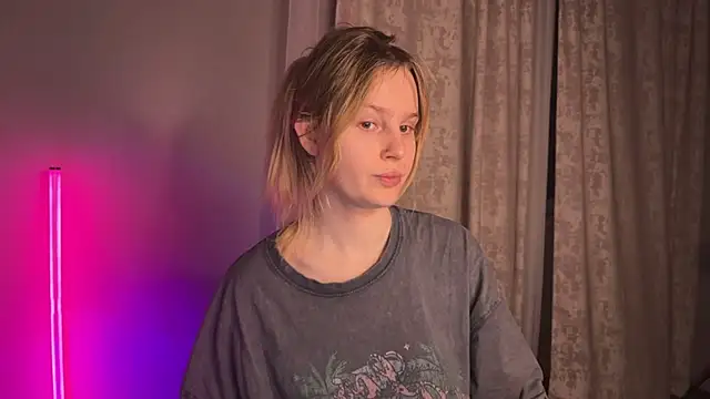 Chanel Gill online show from 01.13.25