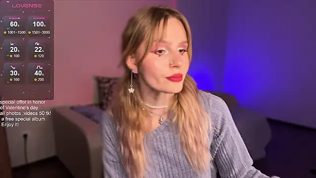 Chanel Gill online show from 02.14.25