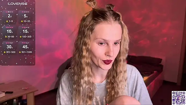 Chanel Gill online show from 09.28.25