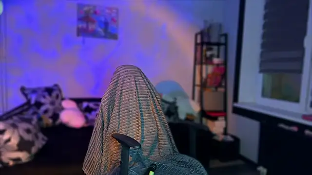 Chanel Gill online show from 12.01.25