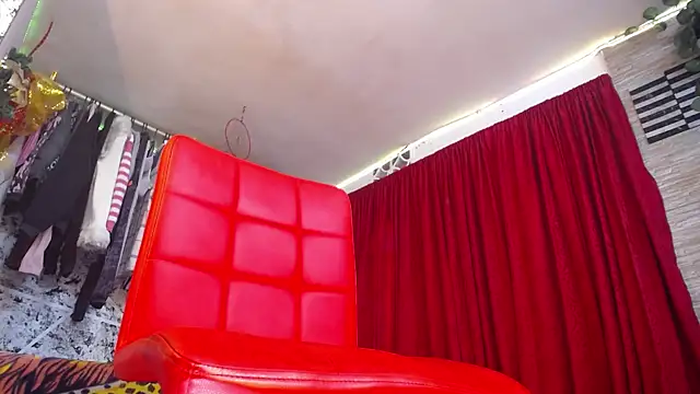 hornytsblonde online show from 12.20.25