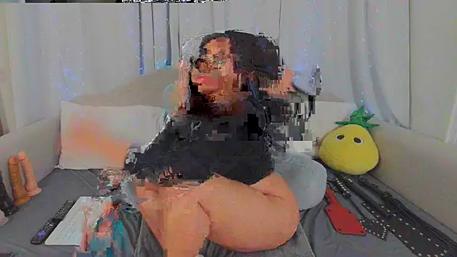 MeghanXO online show from 03.14.26