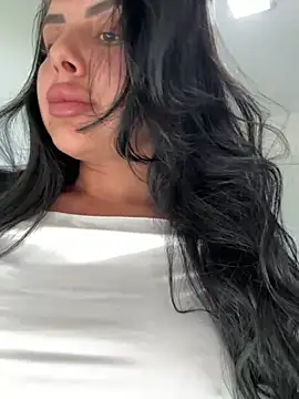 Snapshot of Scarlett-Dream chatting on 05.20.26 Scarlett-Dream online show from 05.20.26