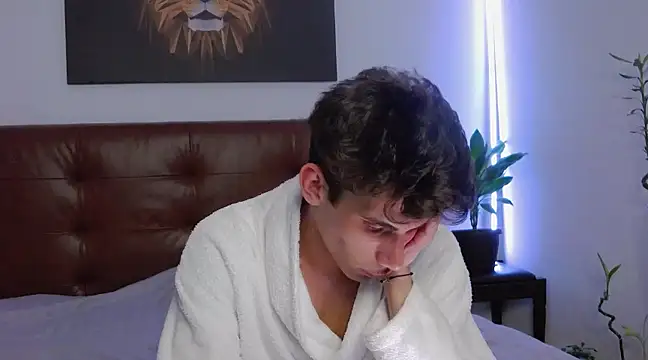 Snapshot of DanielCrush1 chatting on 02.03.25 DanielCrush1 online show from 02.03.25