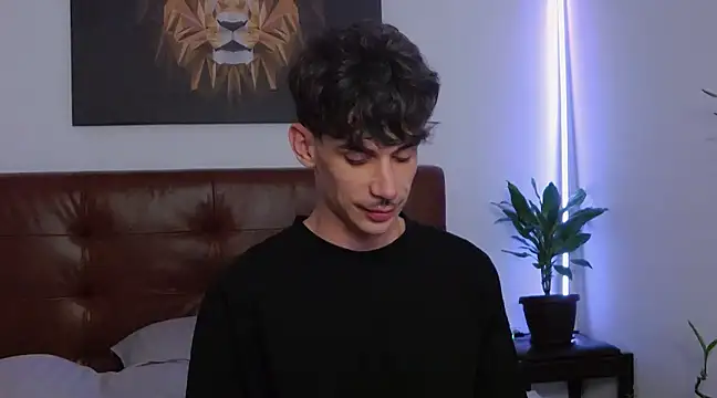 Snapshot of DanielCrush1 chatting on 02.11.25 DanielCrush1 online show from 02.11.25