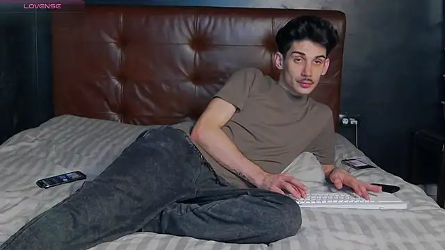 DanielCrush1 online show from 03.15.26