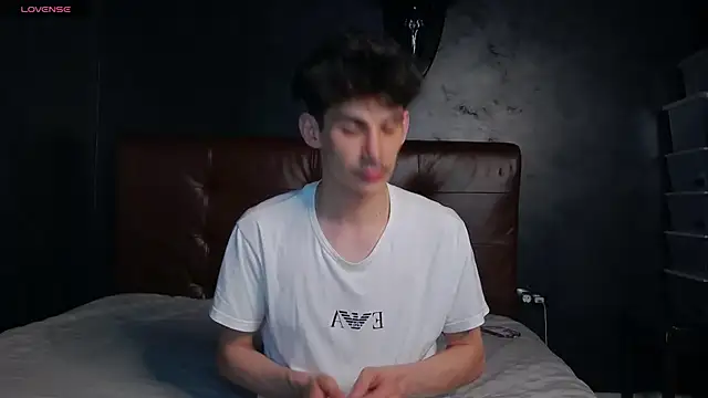 DanielCrush1 online show from 06.12.26
