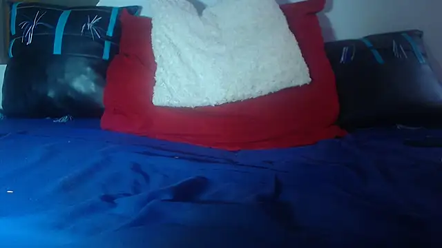 Queenofthenightx online show from 02.20.25