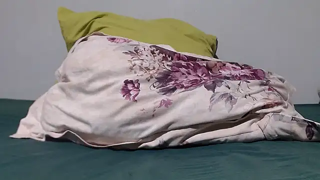 Queenofthenightx online show from 09.12.25