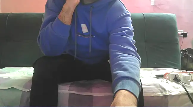 Snapshot of foxsanSs chatting on 02.25.25 foxsanSs online show from 02.25.25