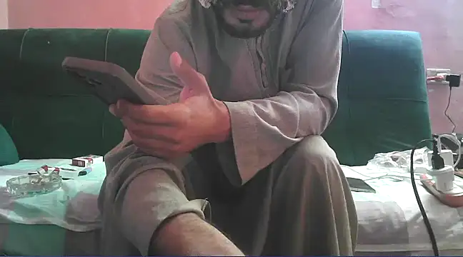 Snapshot of foxsanSs chatting on 02.27.25 foxsanSs online show from 02.27.25