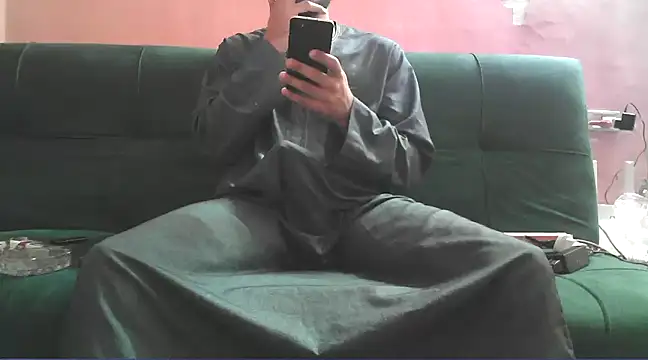 Snapshot of foxsanSs chatting on 03.08.25 foxsanSs online show from 03.08.25