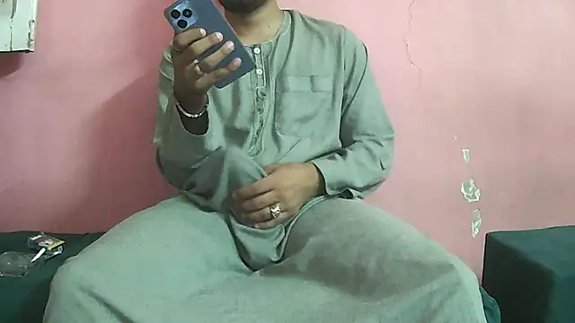 Snapshot of foxsanSs chatting on 09.08.25 foxsanSs online show from 09.08.25