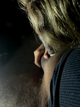 MisaelR10 online show from 10.31.25