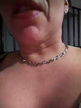 Myrnasexxx online show from 12.23.25