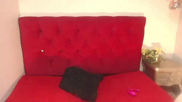 IvyBlueFabray online show from 12.23.24