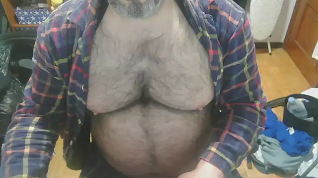 Snapshot of mikeyhotbear chatting on 12.09.24 mikeyhotbear online show from 12.09.24