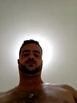 Snapshot of SMOKERBEASTBR chatting on 02.19.25 SMOKERBEASTBR online show from 02.19.25