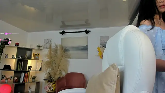 Snapshot of Alexandra_ra chatting on 12.07.24 Alexandra ra online show from 12.07.24