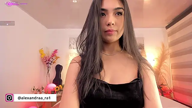 Snapshot of Alexandra_ra chatting on 02.06.25 Alexandra ra online show from 02.06.25
