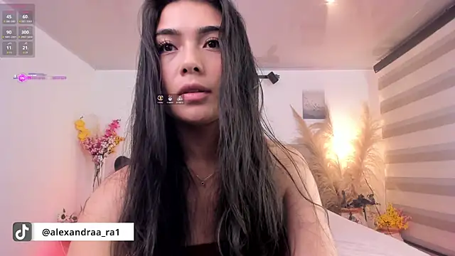 Snapshot of Alexandra_ra chatting on 02.17.25 Alexandra ra online show from 02.17.25