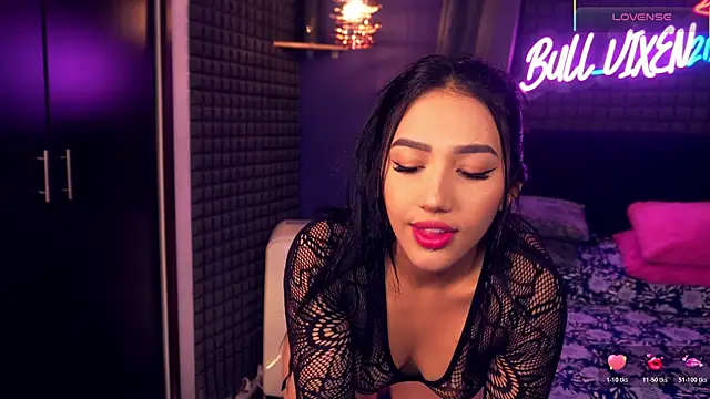 bull vixen2001 online show from 11.16.25