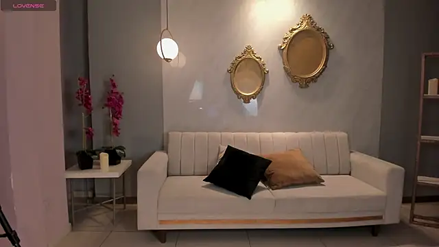 ErikaBenz  online show from 10.08.25