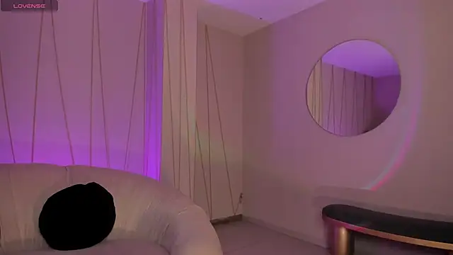 ErikaBenz  online show from 10.24.25