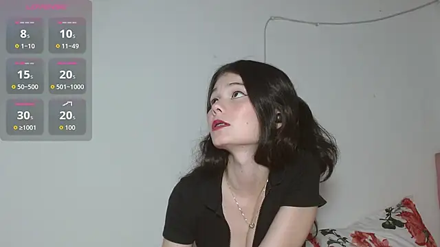 Snapshot of emily_littesweet chatting on 06.27.26 emily littesweet online show from 06.27.26