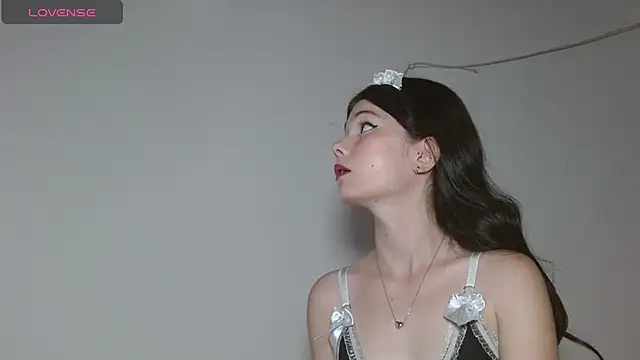 Snapshot of emily_littesweet chatting on 07.26.26 emily littesweet online show from 07.26.26