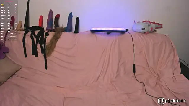 HelenGoat online show from 04.24.26