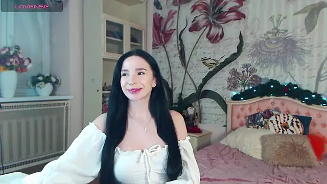 Snapshot of AliciaBow chatting on 01.14.25 AliciaBow online show from 01.14.25