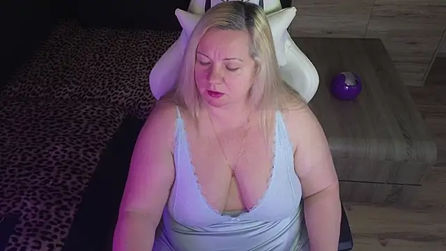 MolligSpielle online show from 11.20.25