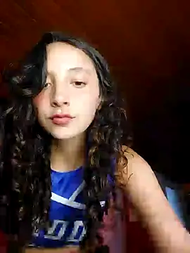 Snapshot of _Laary chatting on 02.05.25  Laary online show from 02.05.25