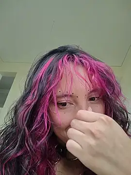  Laary online show from 02.10.26