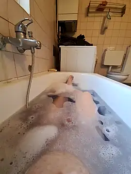 toeloverlive online show from 12.17.24