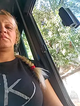 Nicolle Milf online show from 01.31.25