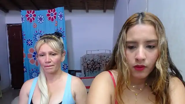 Nicolle Milf online show from 10.10.25